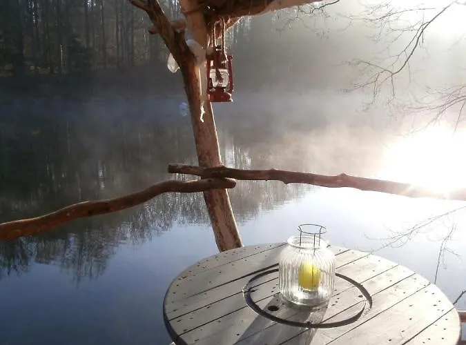 Cabane De L\'Aventurier
